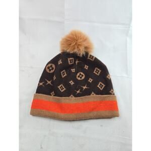 Mitchie's Knitted Beanie Monogram 100% Wool Brown Orange Fox Fur